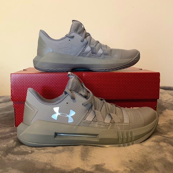 Under Armour Shoes - UA Block City 2.0 Volleyball Shoes